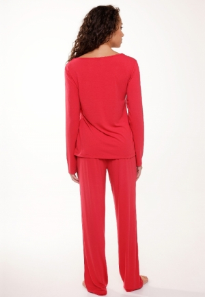  cerise jacquard